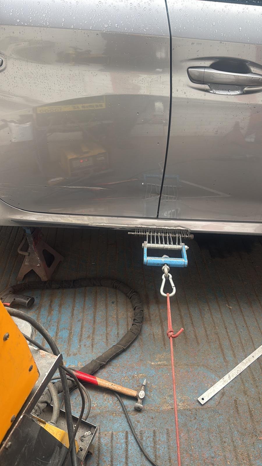 Car body repair work carried out by Ozgur Car Body Repair in Edinburgh